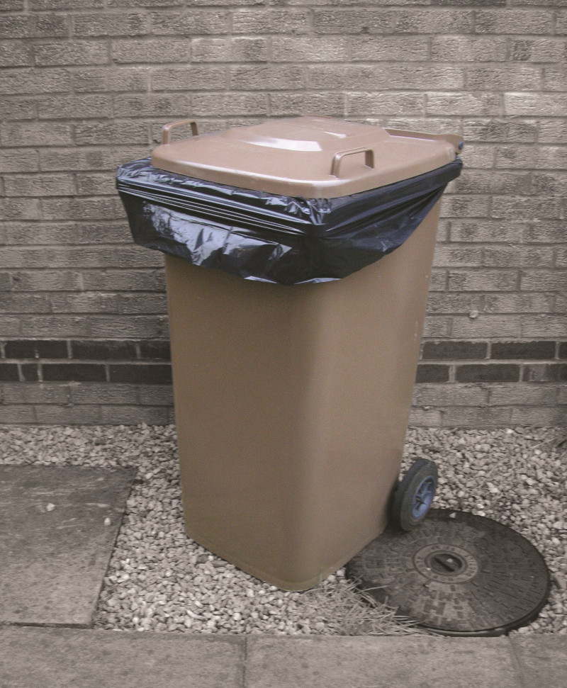 Black heavy duty wheelie bin liners (50 pack)