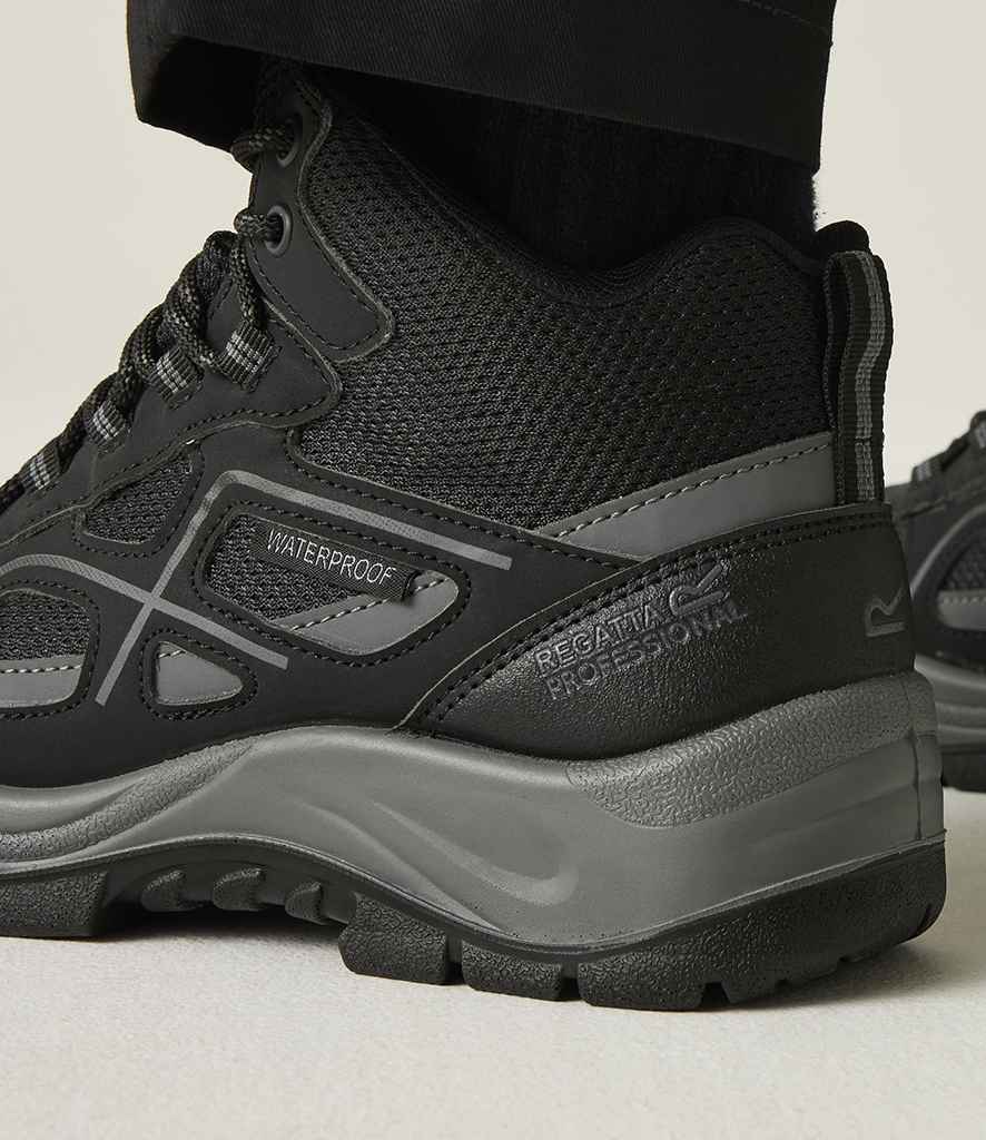 [RG915 BK/GR 4] Regatta Safety Footwear Limestone Waterproof S6 Boots (4, Black/Granite)