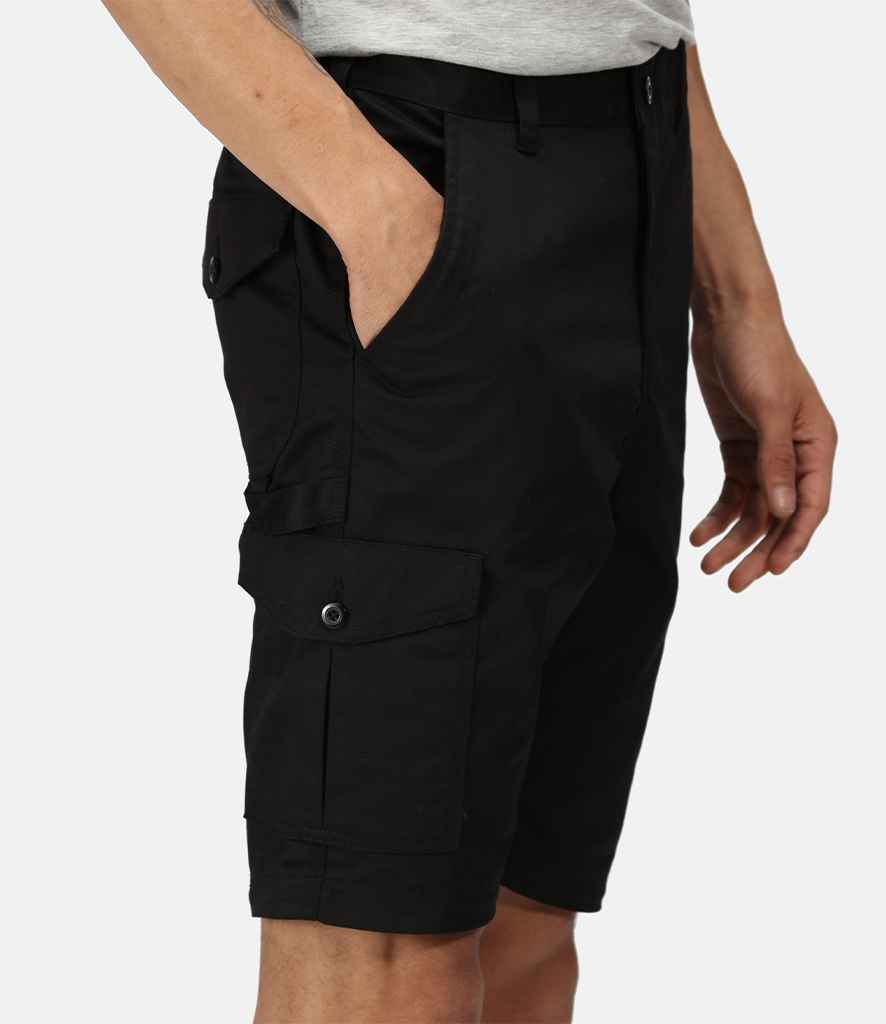 [RG294 BLK 28] Regatta Pro Cargo Shorts (28, Black)