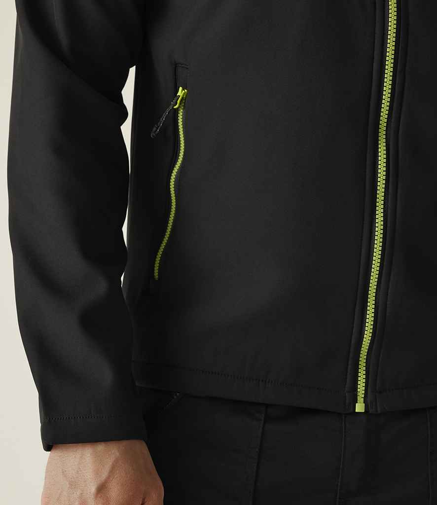 [RG454 BK/LM S] Regatta Navigate Two Layer Hooded Soft Shell Jacket (S, Black/Lime Green)