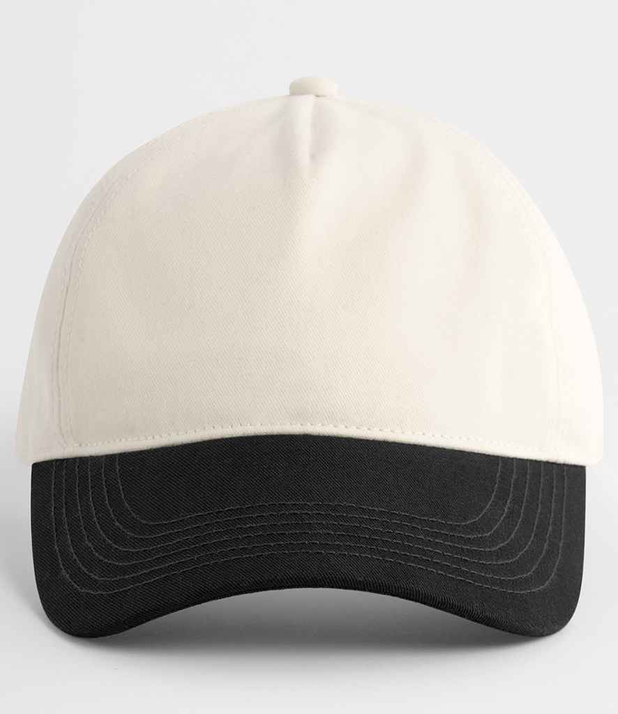 [BB67 NT/BK ONE] Beechfield Contrast Peak Leisure Cap (Natural/Black)