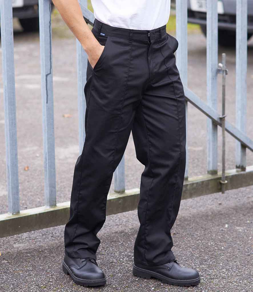 [PW105 BLK 30/R] Portwest Preston Trousers (30/R, Black)