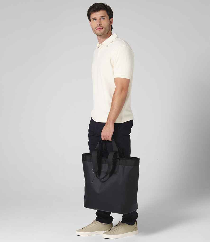 [QS577 BLK ONE] Quadra Waterproof 35 Litre Tote Bag (Black)