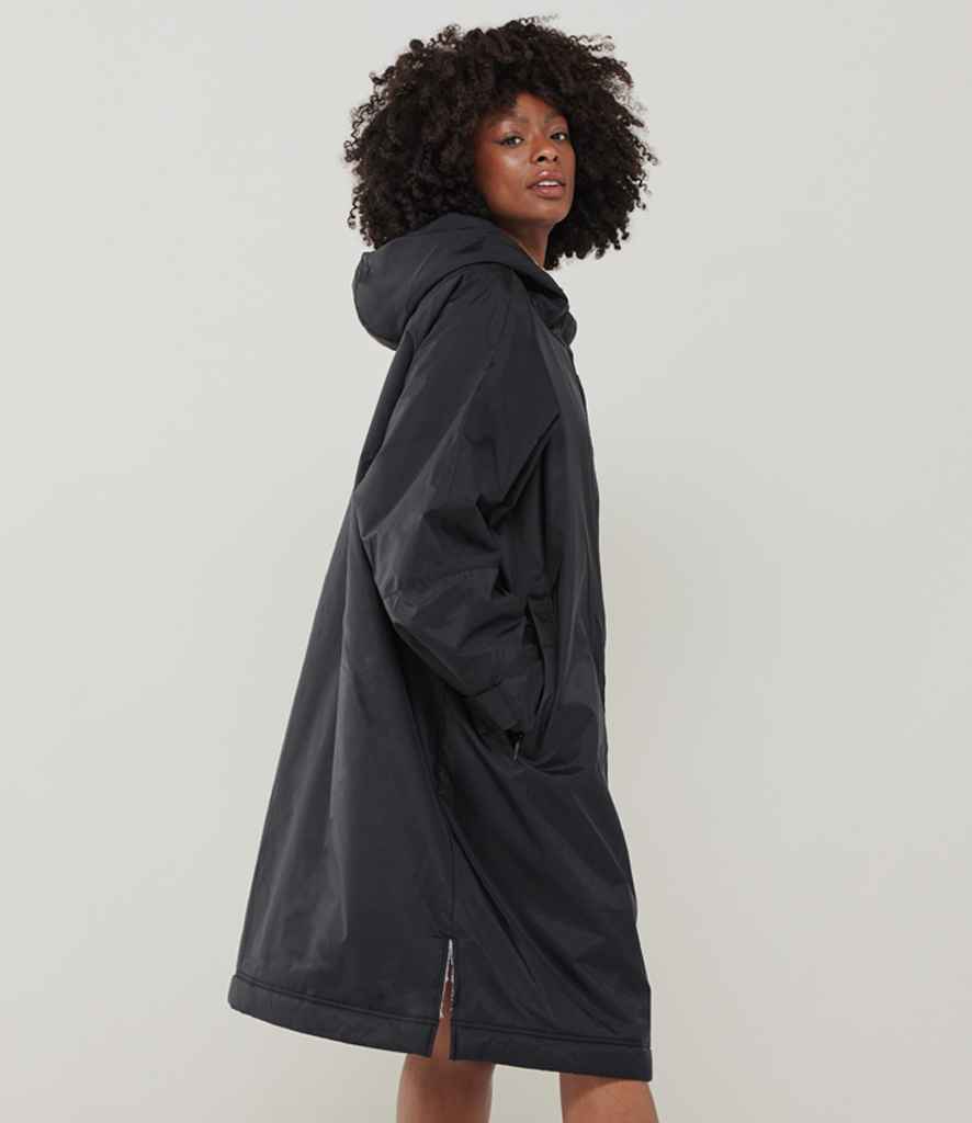 [LV690 BLK XS/M] Finden + Hales Adults All Weather Robe (Black, XSM)