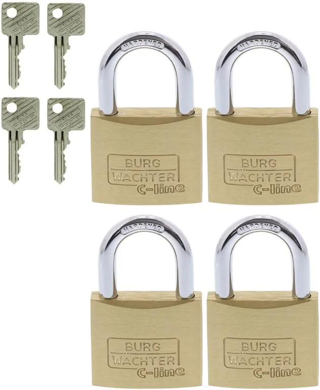 Sterling Padlock Multi-Pack Keyed Alike 40mm (4 pack)